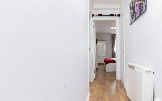 Paddington Luxury Apartment