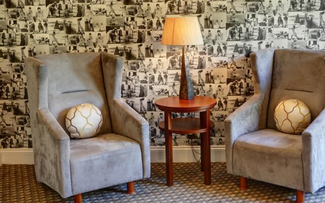 Best Western Plus Centurion Hotel