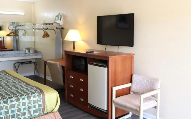 Woodstream Inn