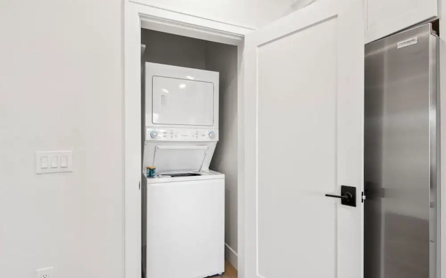 The Loop Downtown By Kasa