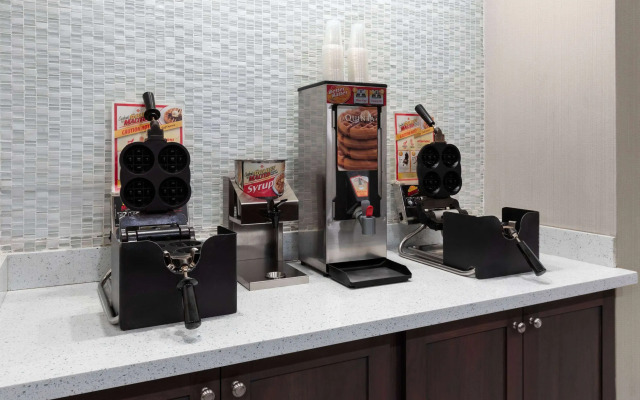 La Quinta Inn & Suites by Wyndham North Orem