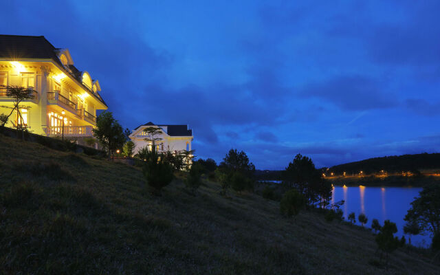 Sam Tuyen Lam Resort