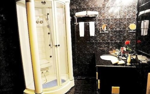 Long Feng Xiang Shangri-La