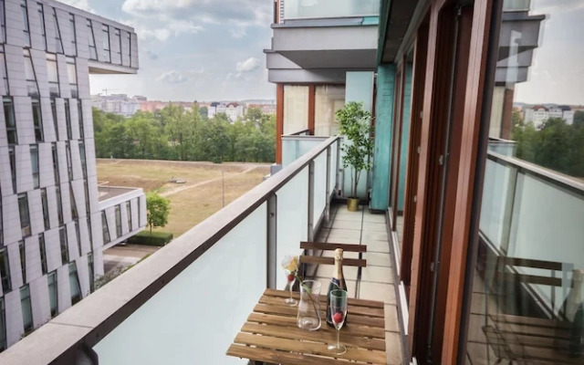 River Diamond Apartment