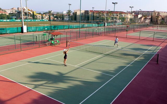 Selectum Family Resort Side