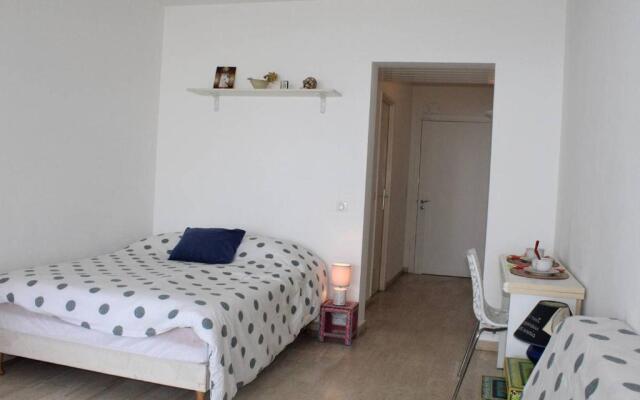 Appartement Villeneuve-Loubet, 1 pièce, 2 personnes - FR-1-252A-8