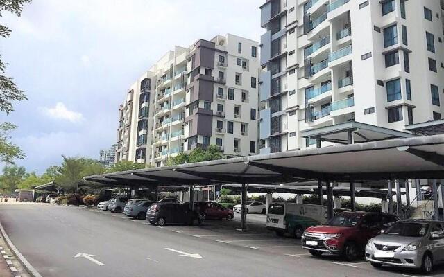 Spacious Three Bedroom Condo Cyberjaya