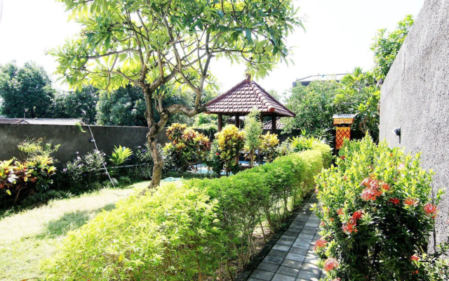 Gong Corner Guest House 2