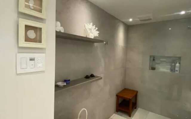Golfside Villas