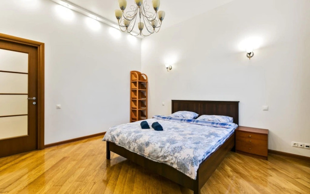 Arbatskiy Hotel