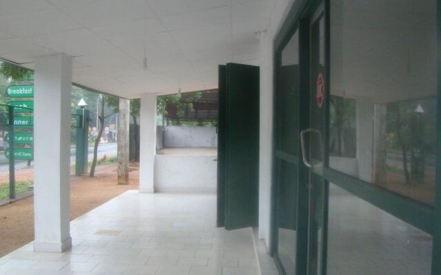 Asix Hotel