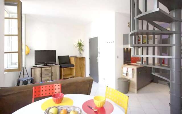Apartment with One Bedroom in Toulon, with Wifi