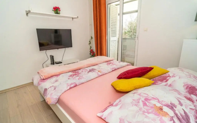 Studio apartment Goga