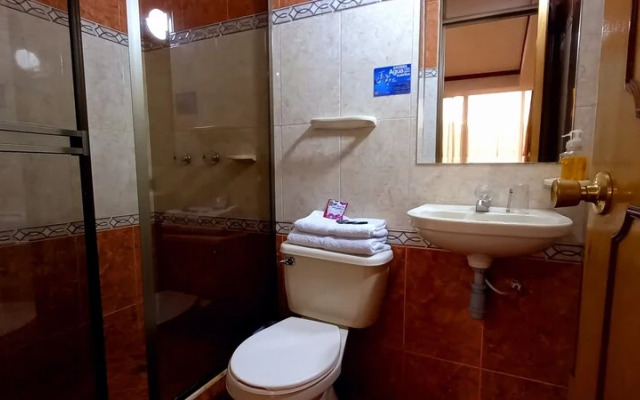 Hotel Turisticas 63