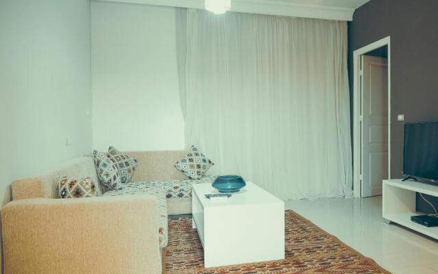 Pool View One bedroom Apt - B103