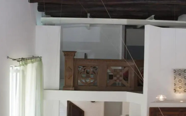 Pasquale Scura Halldis Apartment