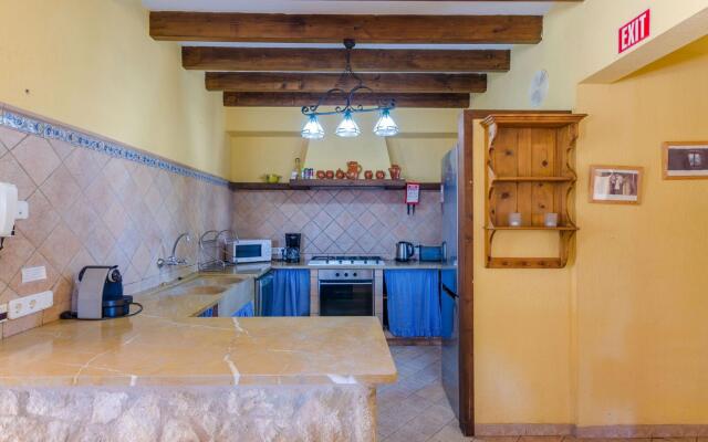 CAN SALAT - Villa for 9 people in Lloseta.