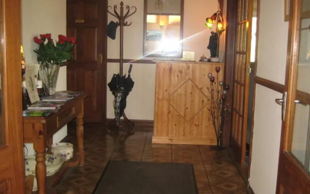 Laune Bridge House Guest Accommodation