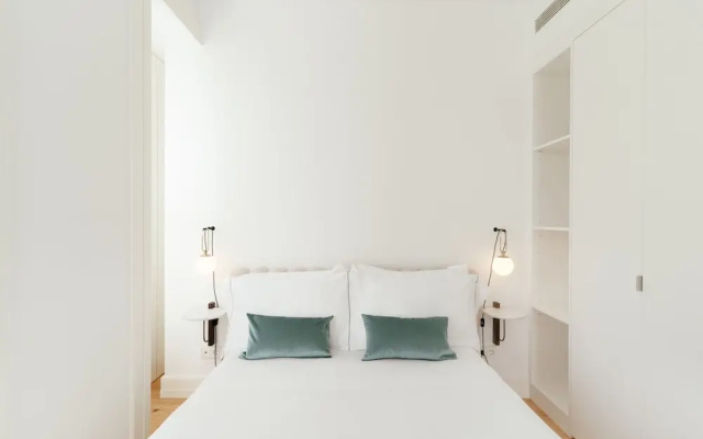 Feel Porto Cl Rigos Charm Flat 2 1