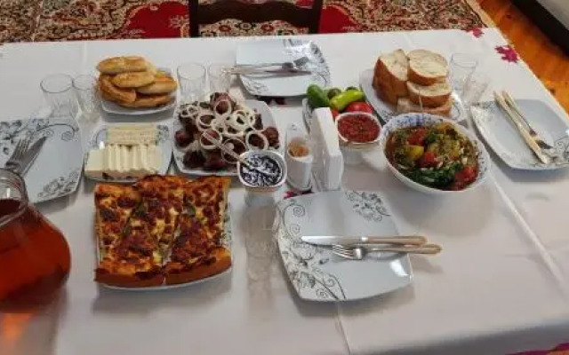 Malkhaz Hostel
