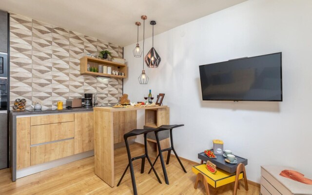 Nice Apartment in Pula With Wifi and 1 Bedrooms