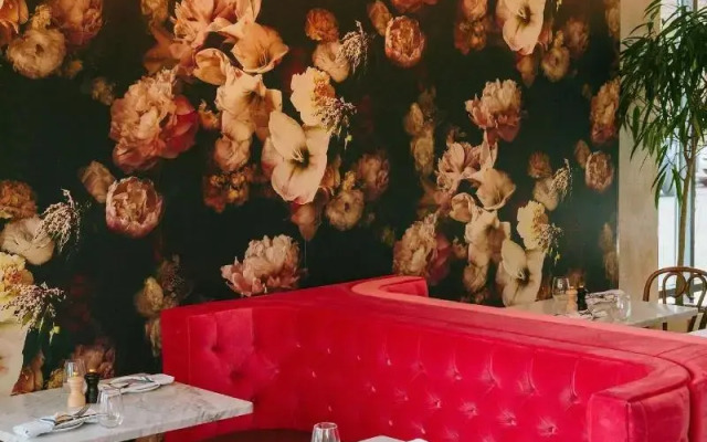 Porter Square Hotel