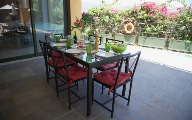 Lovely Open Plan Family Villa in Kato Katelios