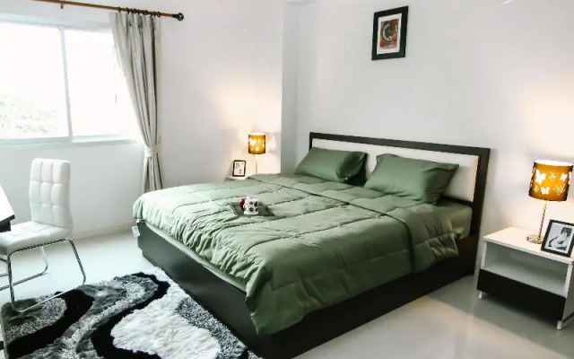 PP Plus Mansion Sukhumvit 71