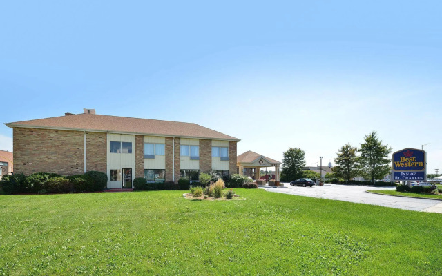 Days Inn by Wyndham St. Charles IL