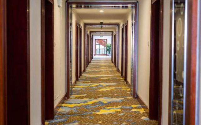 Xin Li Yuan Hotel
