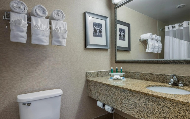 Holiday Inn Express Hotel and Suites Laurel by IHG