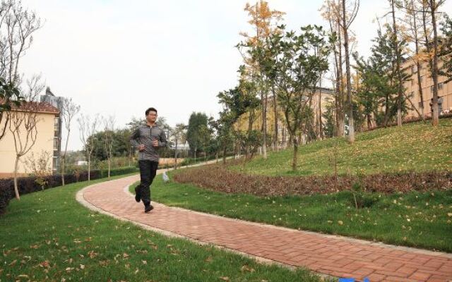 Kunming Changshui Airport Dezun Business Hotel