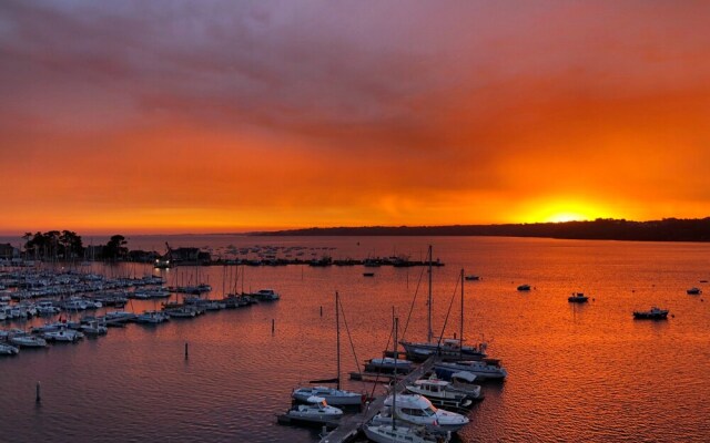 Le Nautica by Akena Hotels