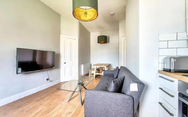Ultimate Location! Royal Mile 1-bed
