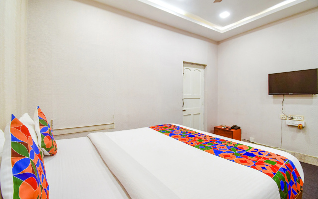 Fabhotel Saltlake Regency