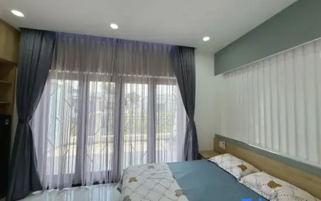 Tphomes Lakeview