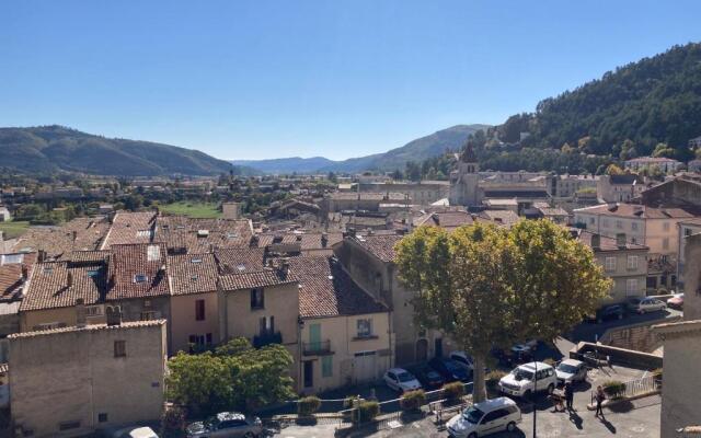 le T3 de Noémie 3***