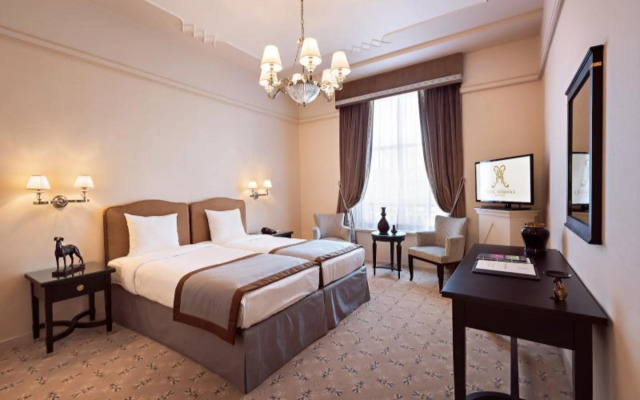 Отель Metropole