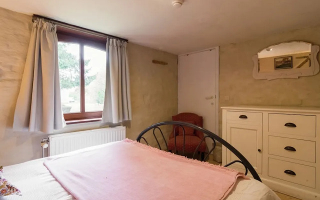 Pleasant Holiday Home With Garden in Ciney