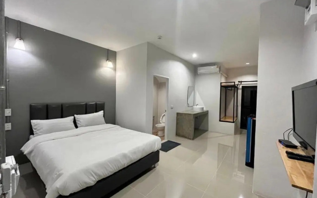 Life Hotel Rong Khun