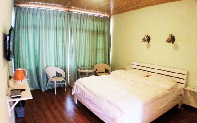 The First Moment Inn
