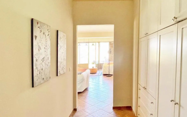 "IRIDA" 4-BDR Villa, Amazing Sunset & Sea Views