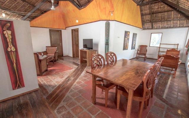 Bamboo Bungalow Resthouse