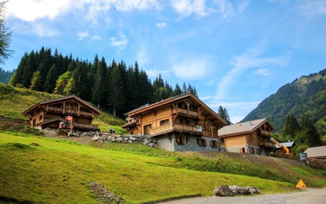 Chalet With 5 Bedrooms in St Jean D'aulps, With Wonderful Mountain Vie