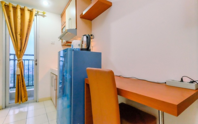 Strategic And Modern Look Studio At Margonda Residence 2 Apartment – Guest Rooms – Depok