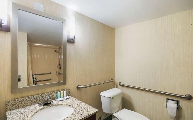 Clarion Inn Fairmont