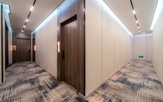 Yihan Hotel Zhijin County
