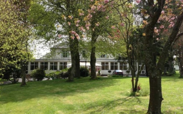 Woodlands Hall Hotel