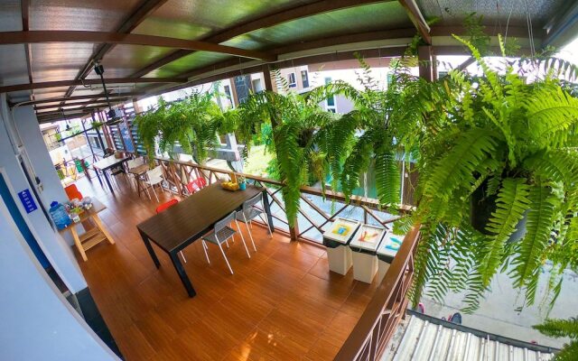 ZZZ Hostel - Don Mueang Airport