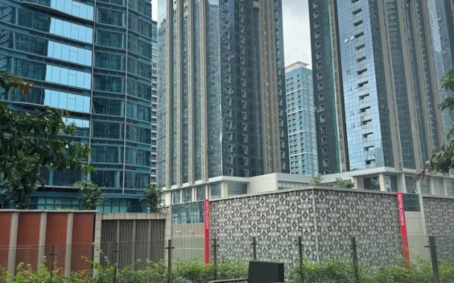 Cozi Uptown Executive Suite BGC
